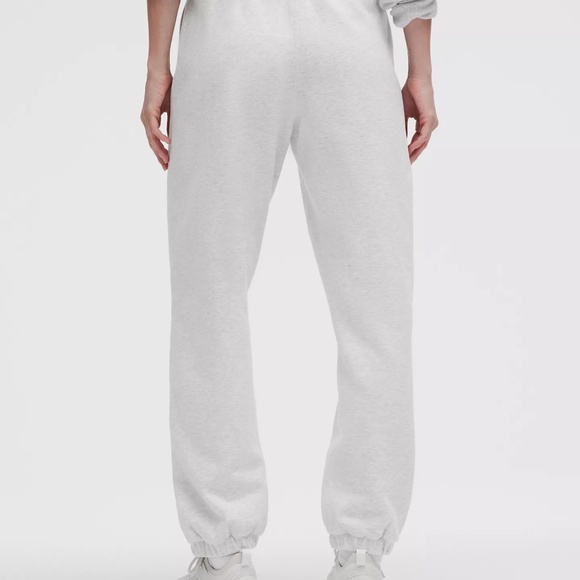 Lululemon Scuba Mid-Rise Oversized Jogger Regular US12/XL - Picture 3 of 12